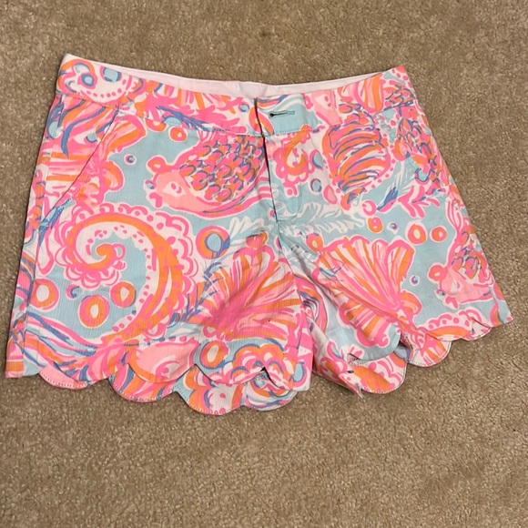 Lilly Pulitzer Pants - Lilly Pulitzer buttercup short size 0